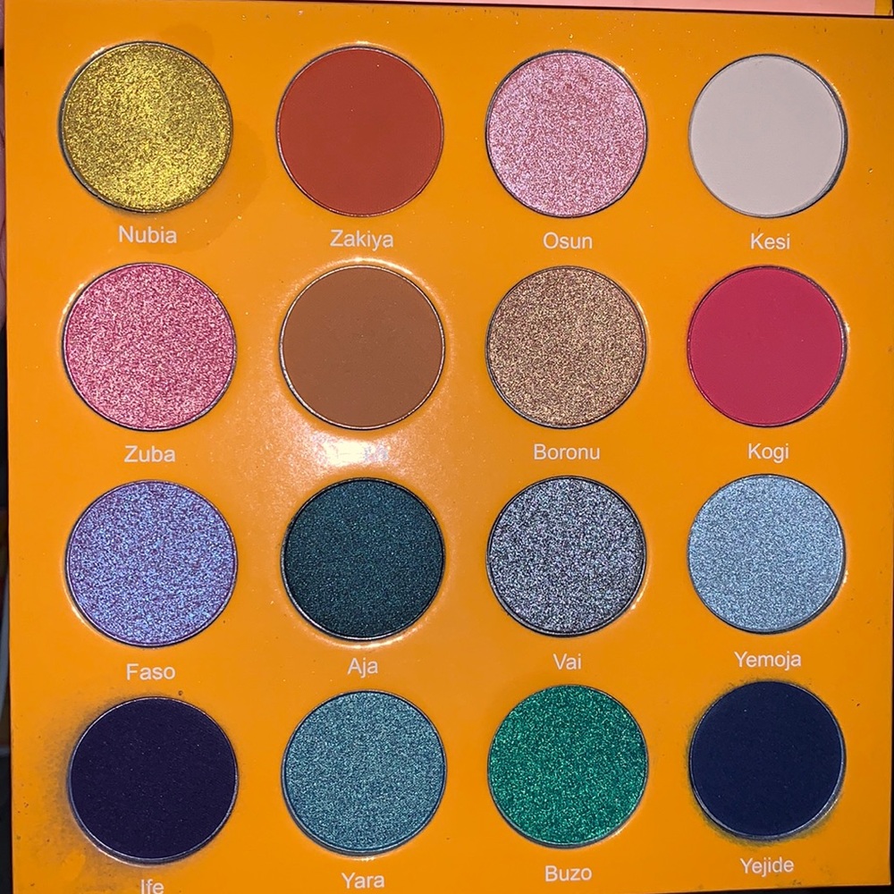 New Magic Mini by Juvia's Eyeshadow Palette